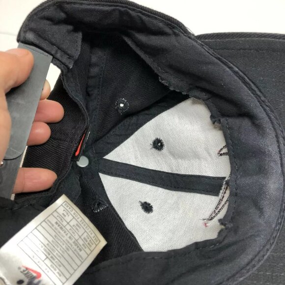 Vintage 90s Nike Kids Hat Cap Snapback Black Embroidered Swoosh One Size - Picture 8 of 9